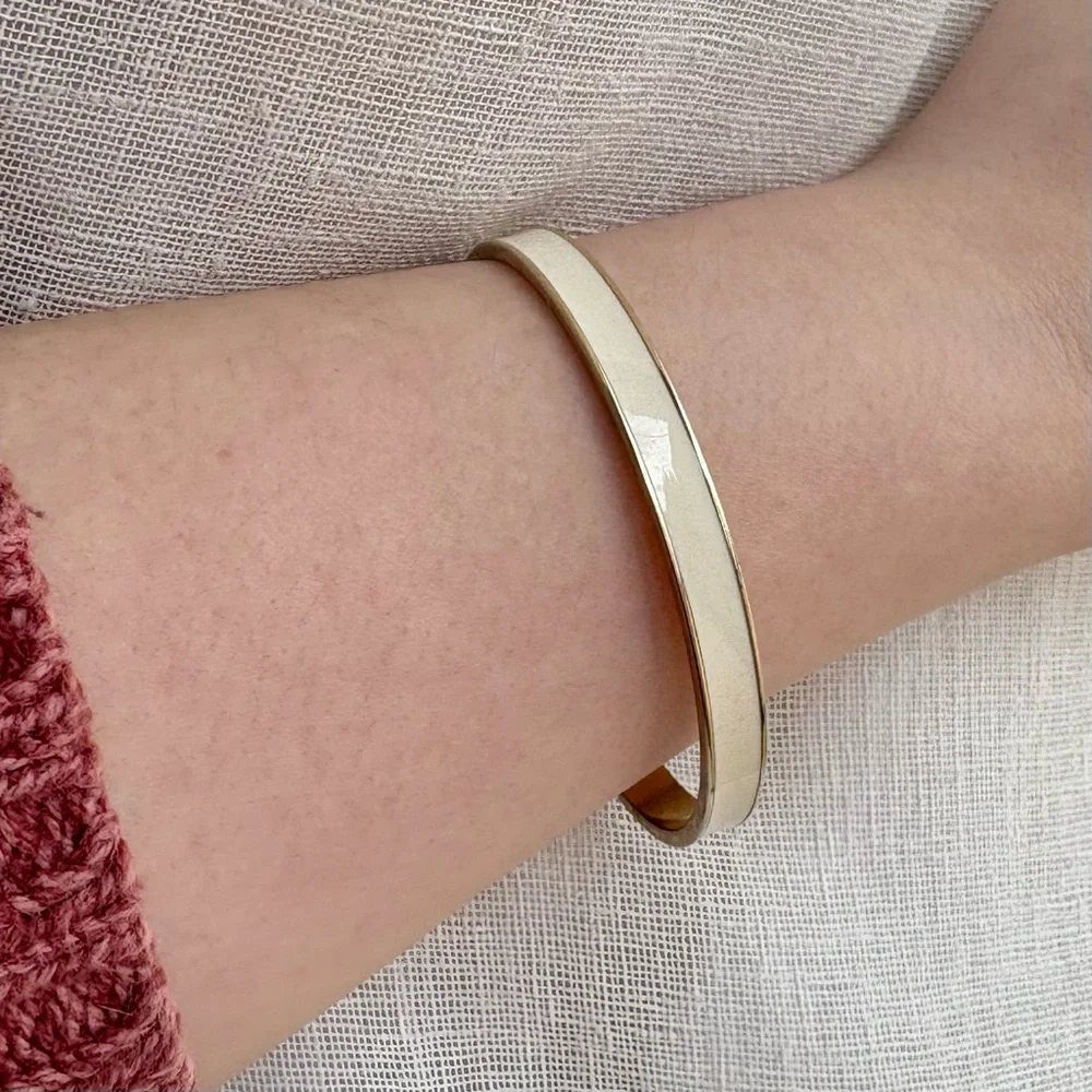 Vintage Trifari gold‎ tone & enamel bangle bracelet